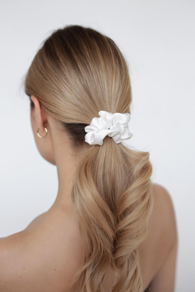 Large Scrunchie White