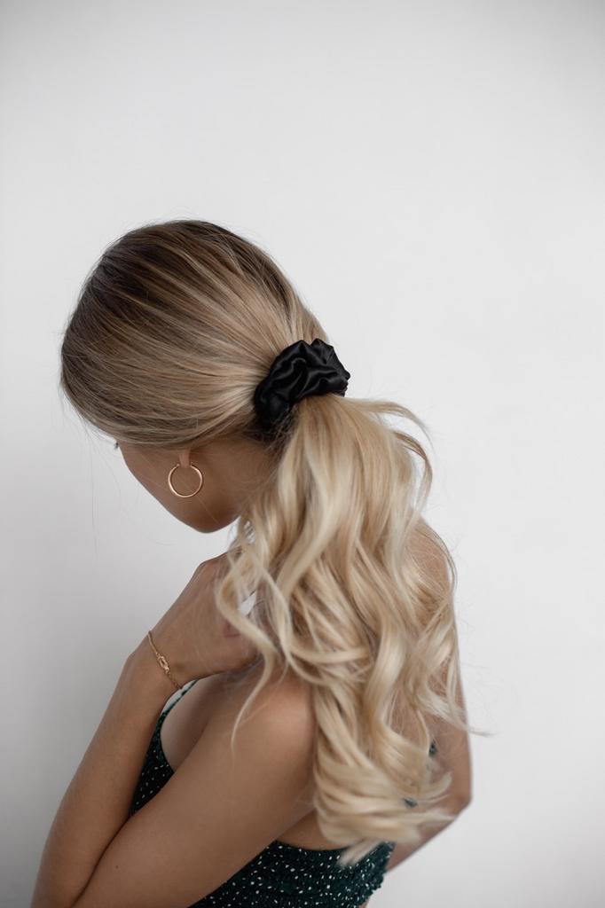 Large Scrunchie Black