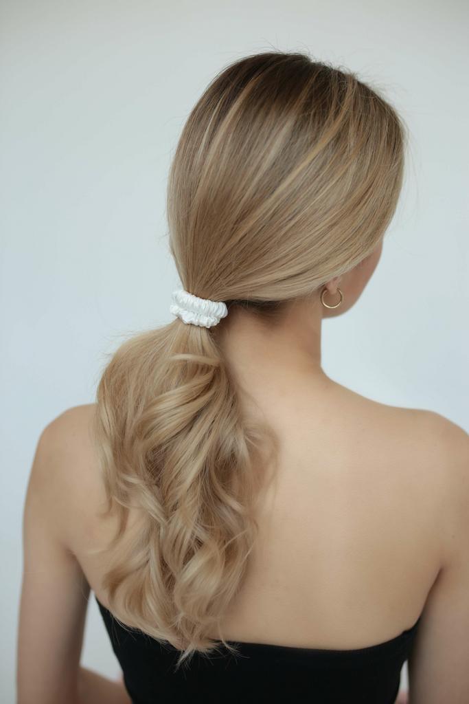Premium Scrunchies White