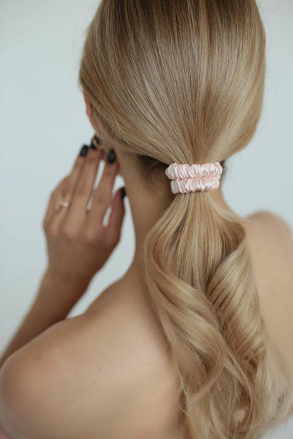 Premium Scrunchies Beige