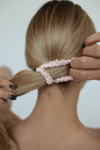 Premium Scrunchies Beige